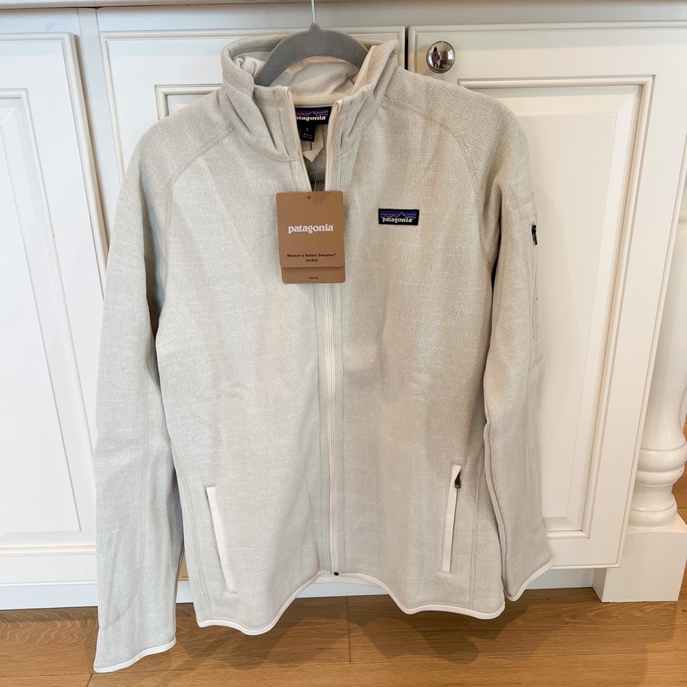 Patagonia NWT Women’s Fleece Better Sweater Size L Color: Raw Linen